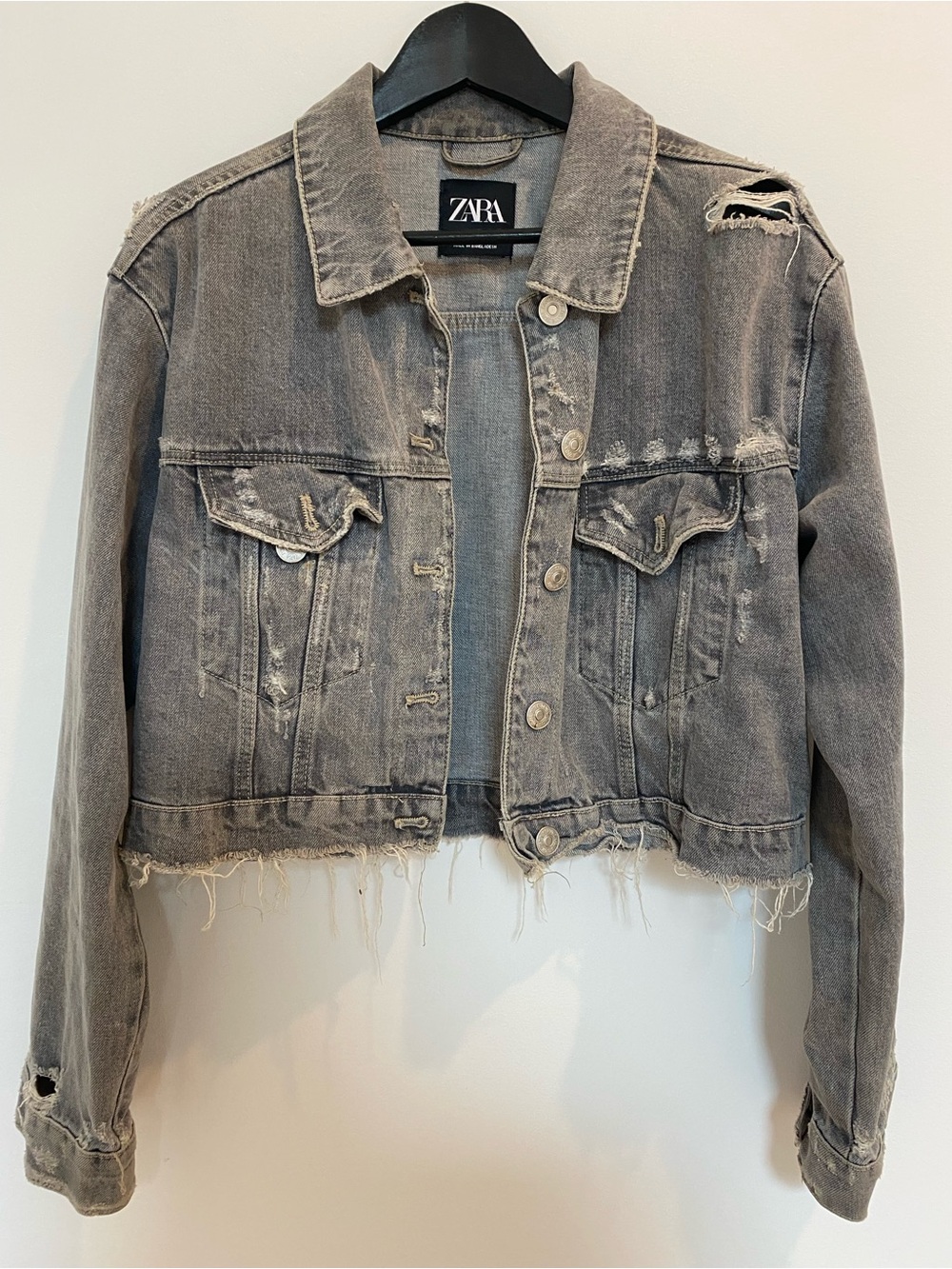 Zara Distressed Denim Jacket Size M